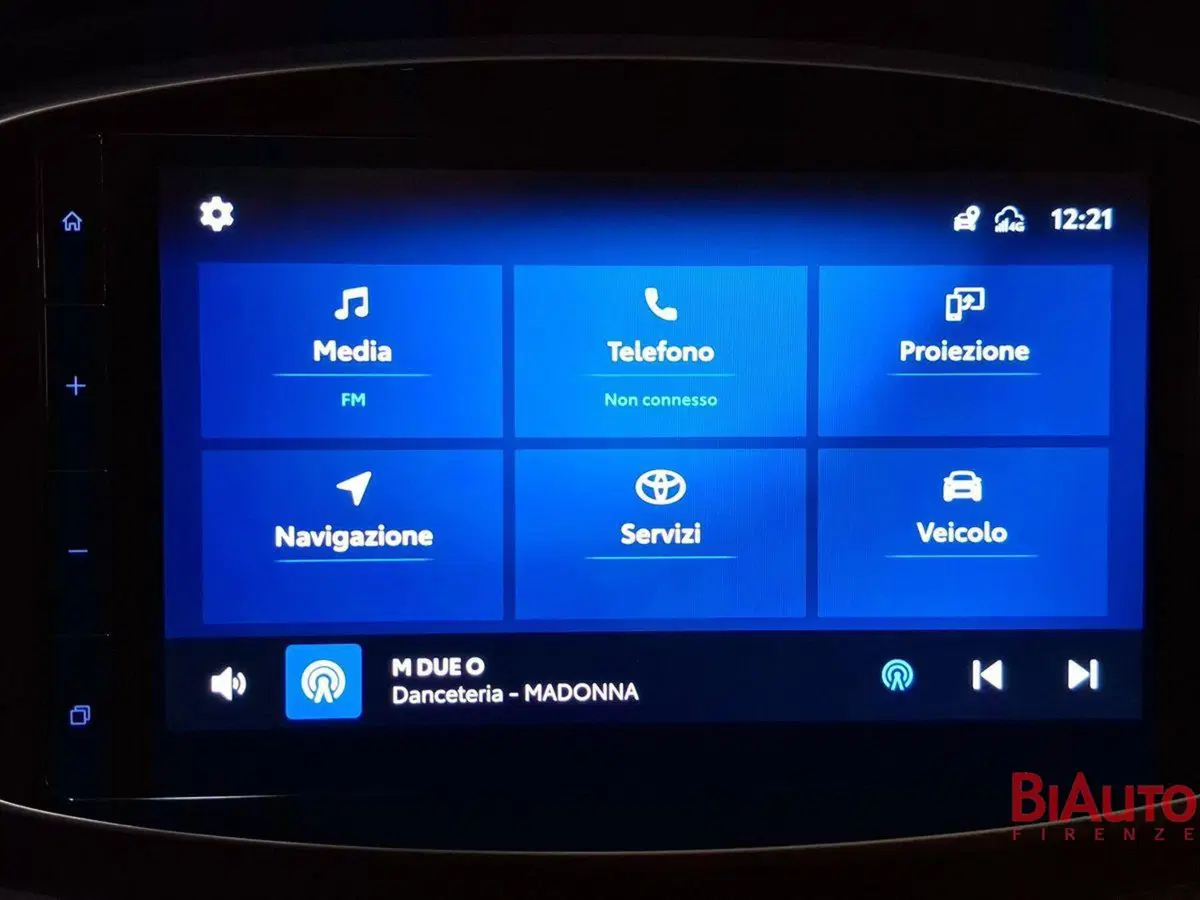 Toyota Aygo X usata a Firenze (15)