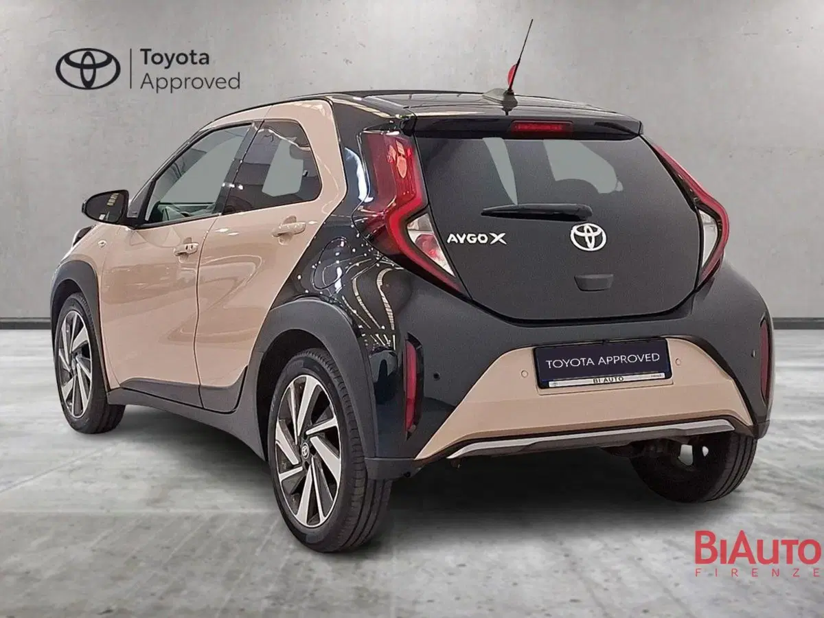 Toyota Aygo X usata a Firenze (5)
