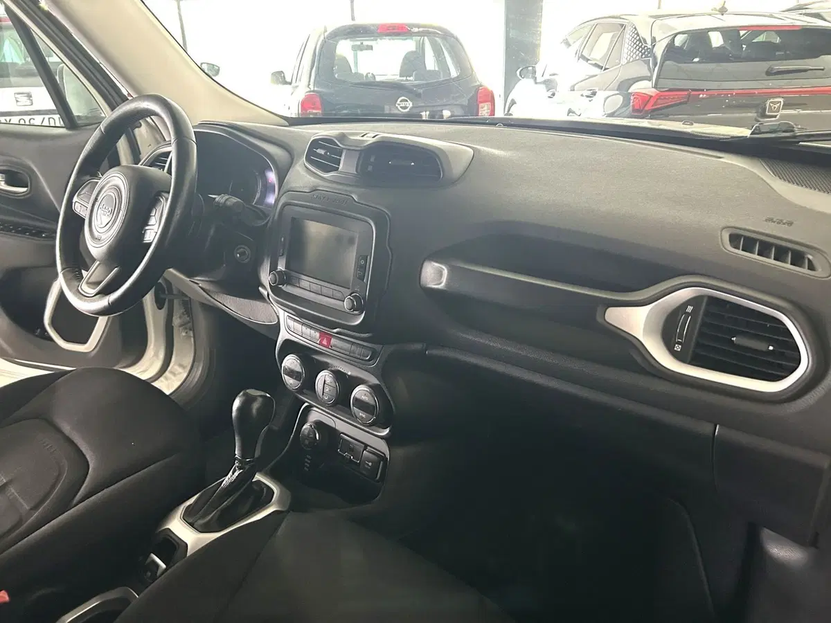 Jeep Renegade usata a Ferrara (12)