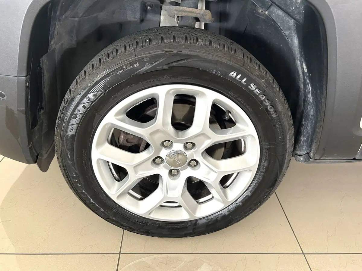 Jeep Renegade usata a Ferrara (7)