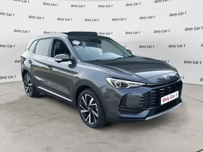 Mg ZS 1.5 hybrid+ Luxury auto nuova a Poggio Renatico