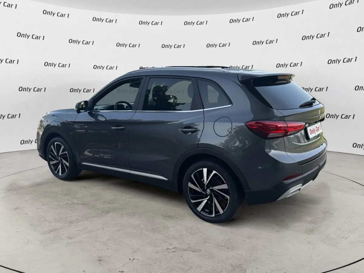 Mg ZS nuova a Ferrara (5)