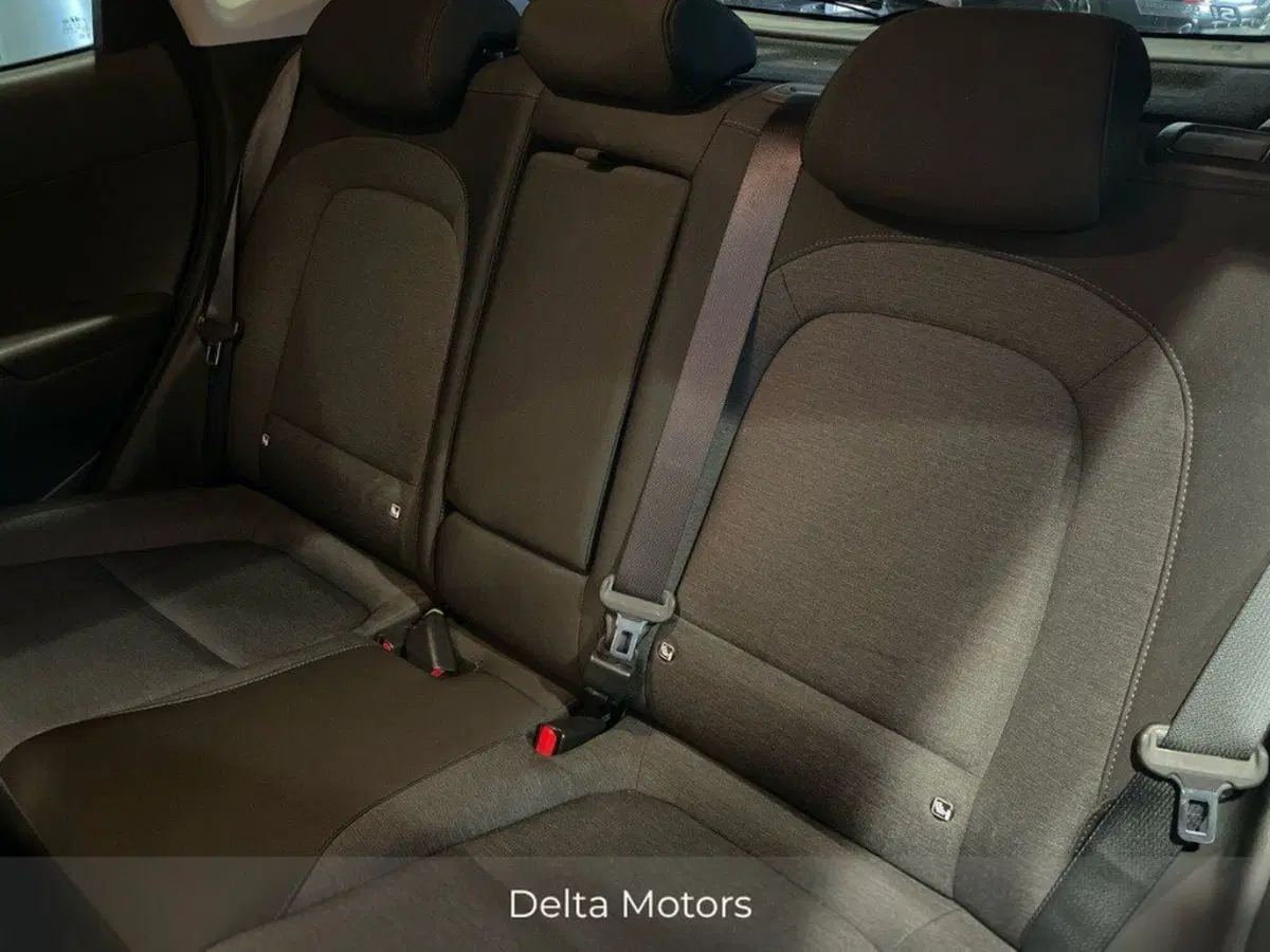 Hyundai Kona usata a Ancona (13)