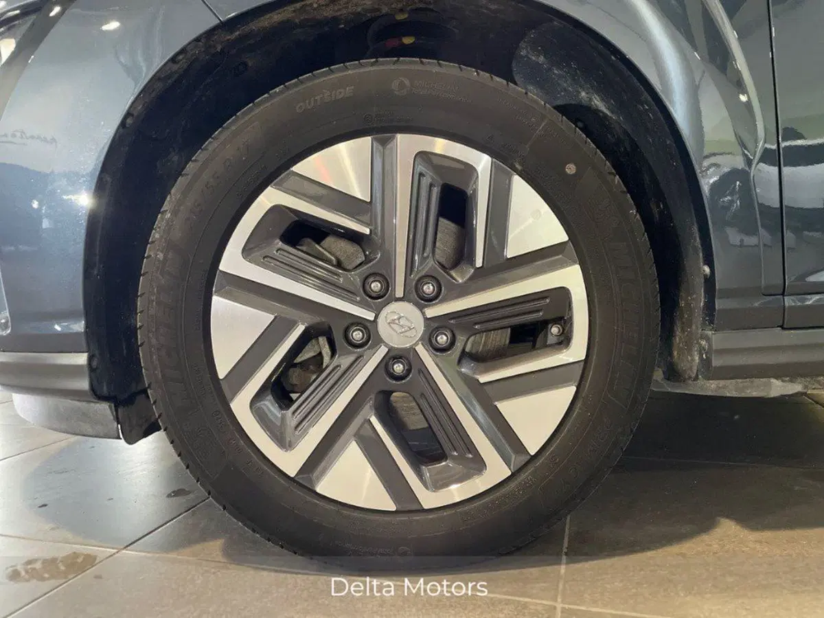 Hyundai Kona usata a Ancona (8)
