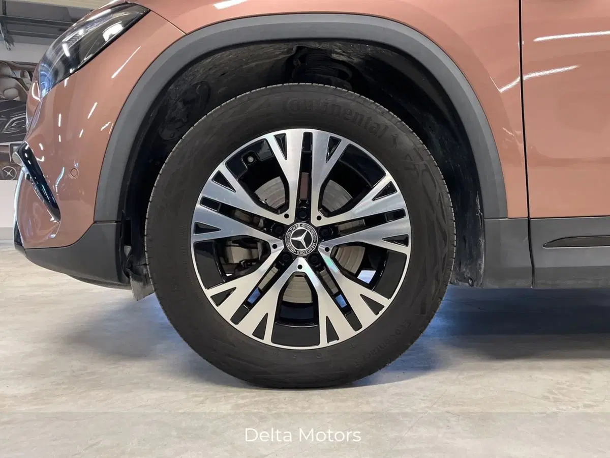 Mercedes-Benz GLA SUV usata a Ancona (8)