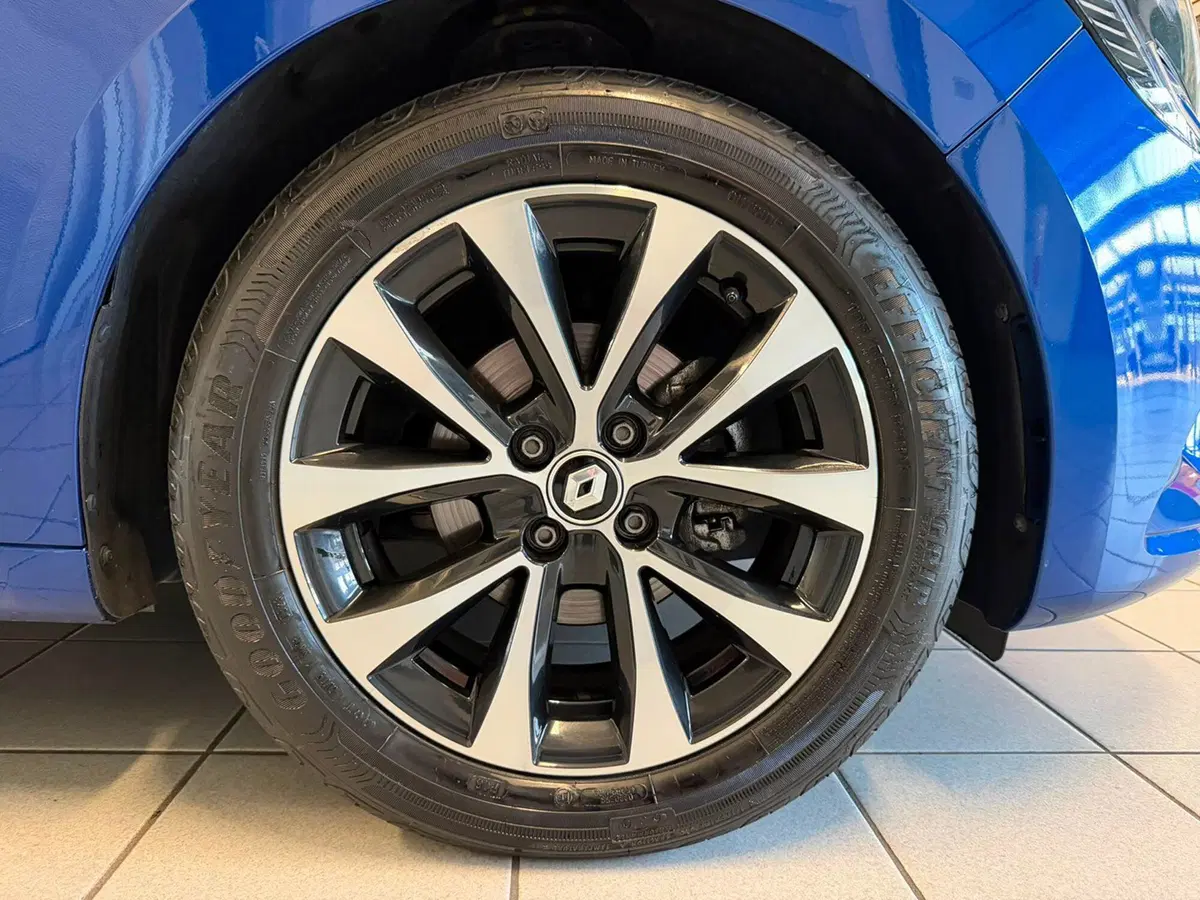 Renault Clio usata a Brescia (17)