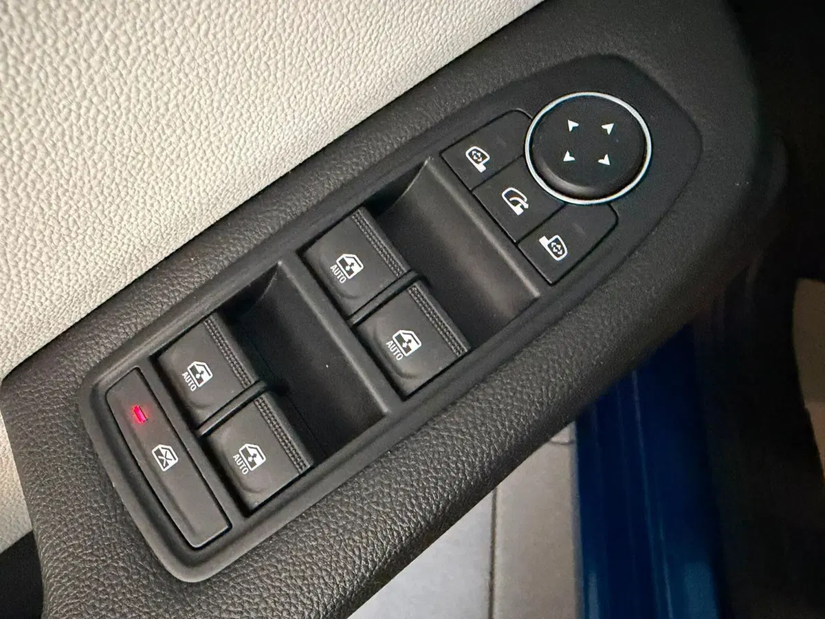 Renault Clio usata a Brescia (18)