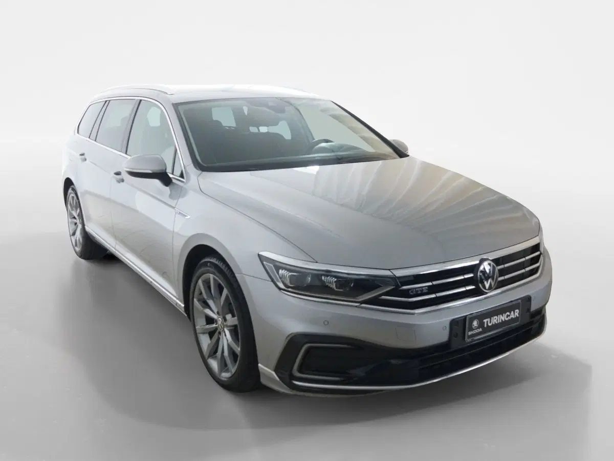 Volkswagen Passat Variant usata a Torino