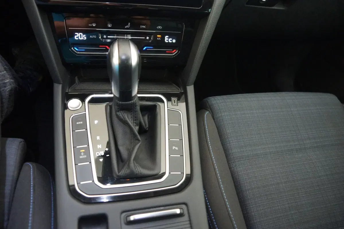 Volkswagen Passat Variant usata a Torino (15)
