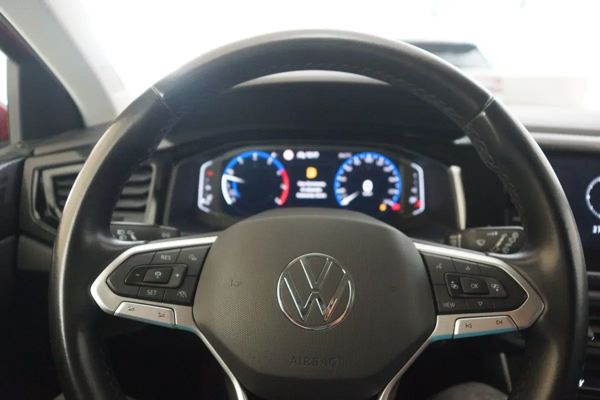 Volkswagen Taigo usata a Torino (13)