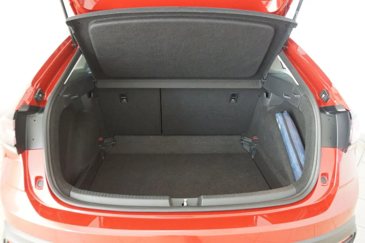 Volkswagen Taigo usata a Torino (8)