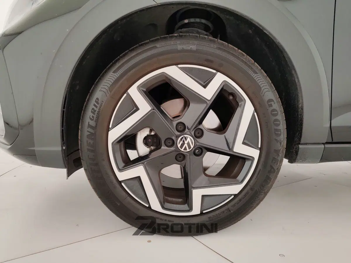 Volkswagen Taigo usata a Massa-Carrara (6)