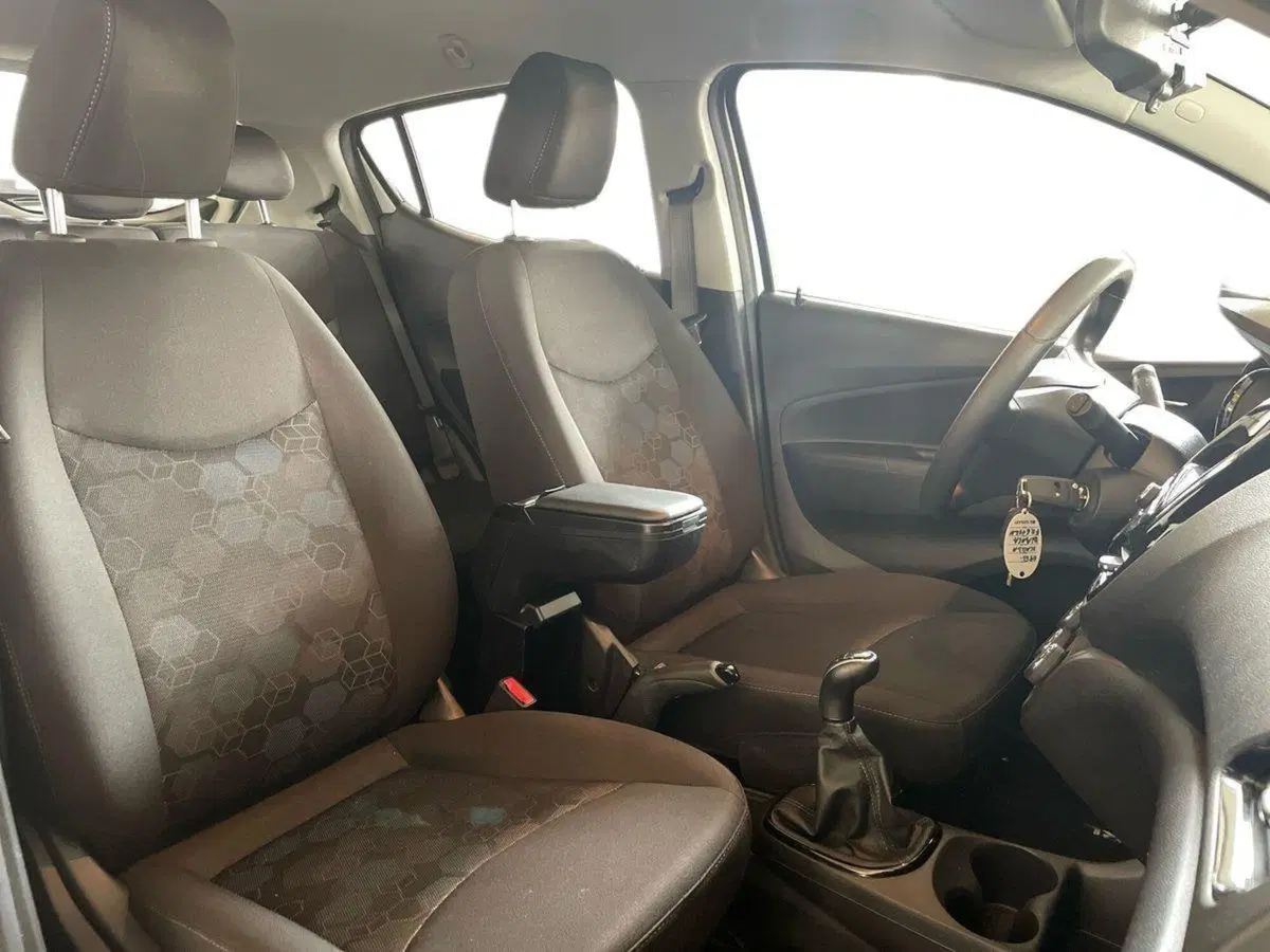 Opel Karl usata a Salerno (16)