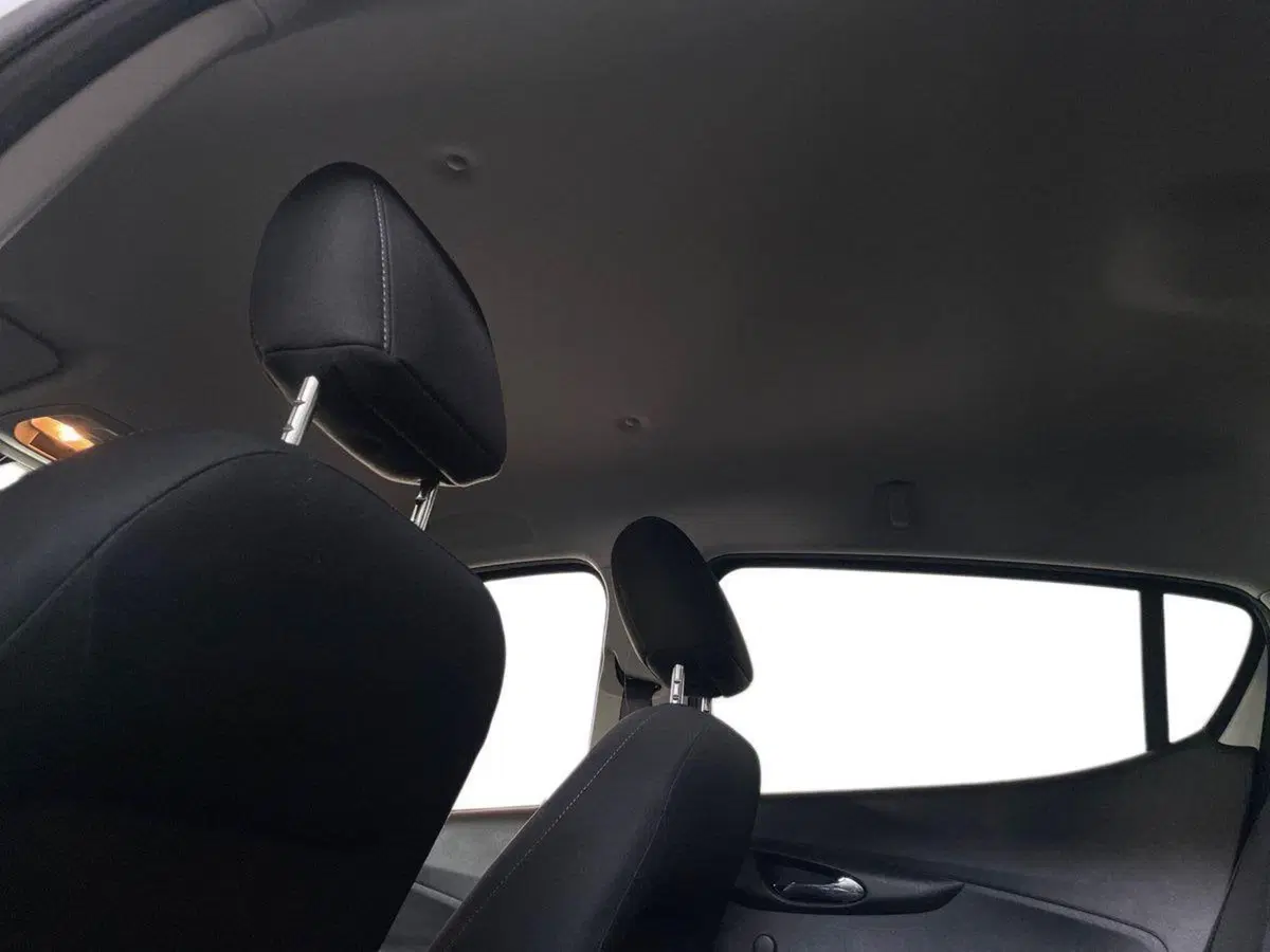 Opel Karl usata a Salerno (17)