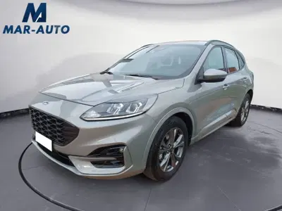 Ford Kuga 2.5 Full Hybrid 190 CV CVT 2WD ST-Line X del 2022 usata a Montebelluna