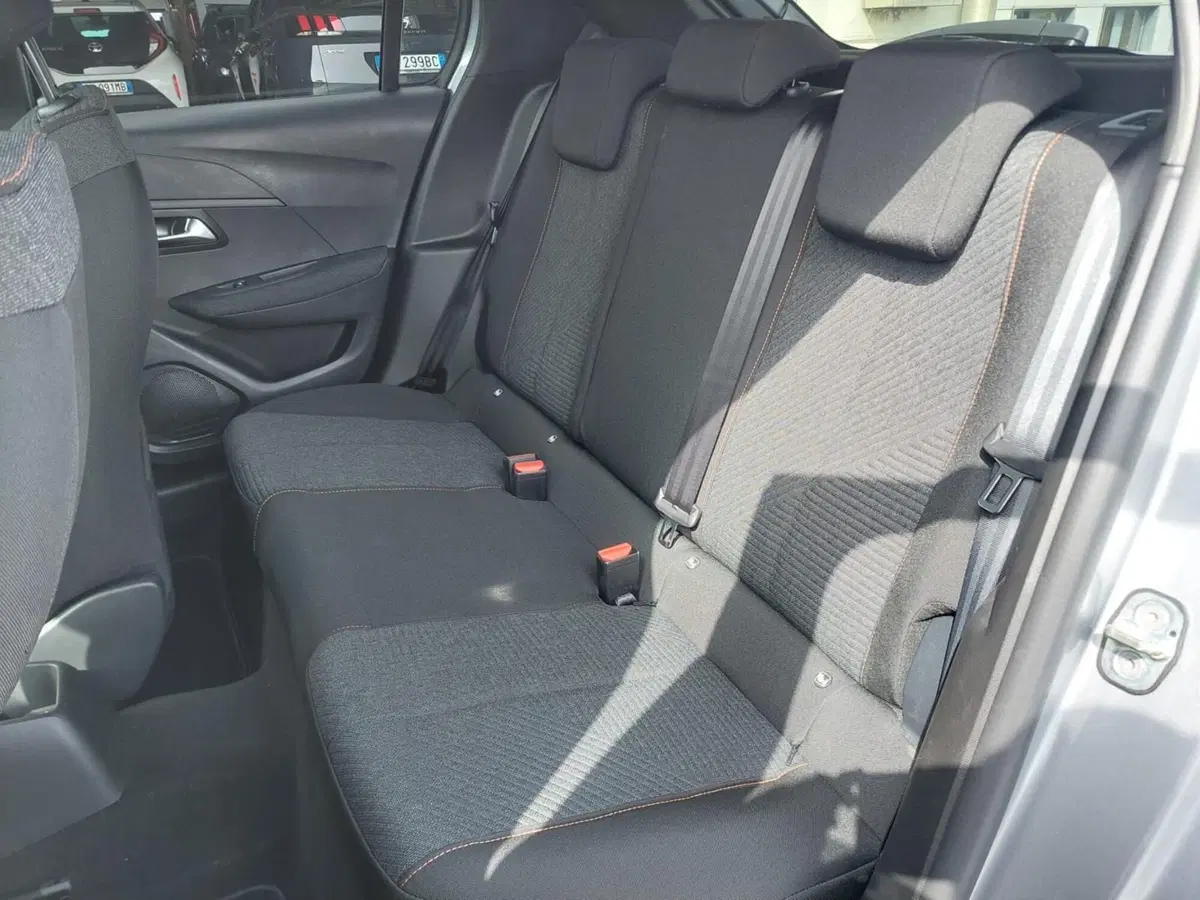 Peugeot 208 nuova a Treviso (9)