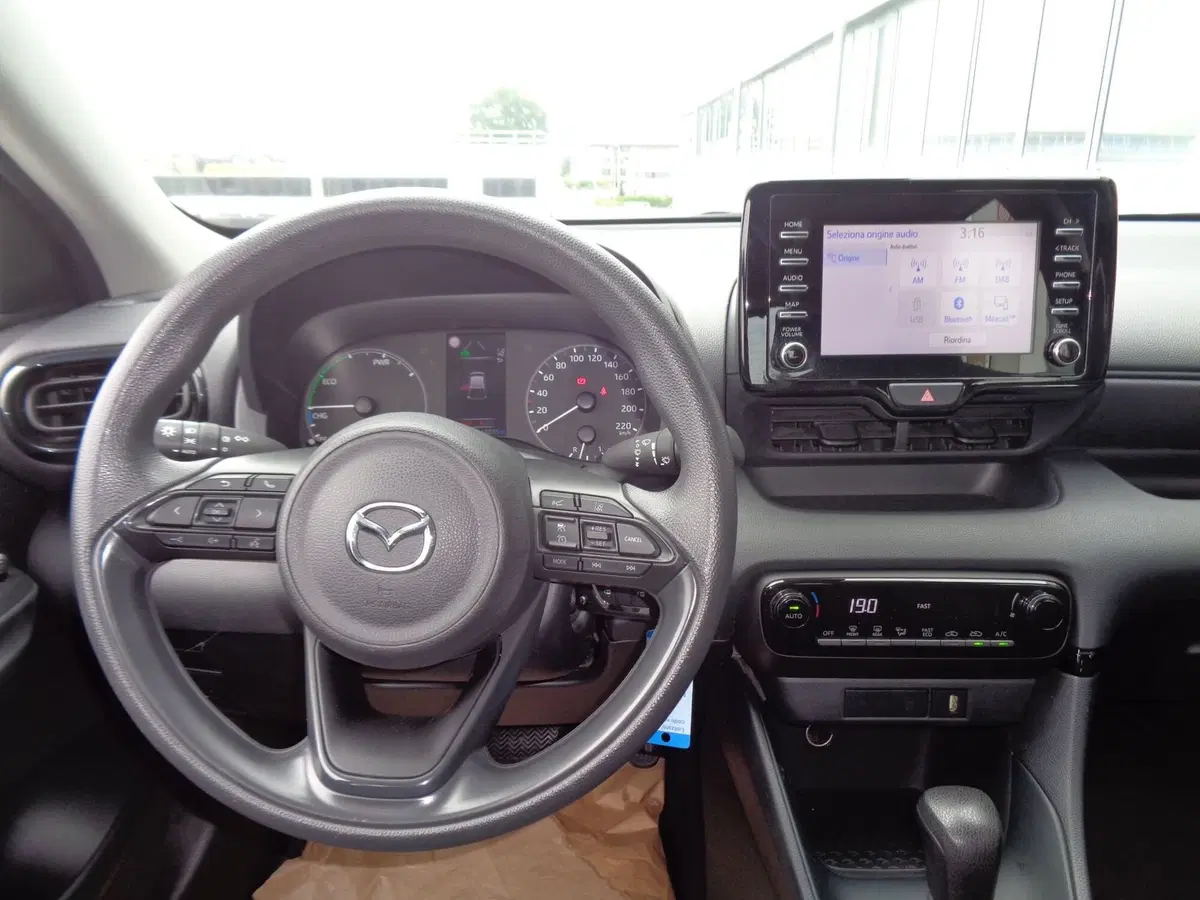 Mazda Mazda2 Hybrid usata a Belluno (13)