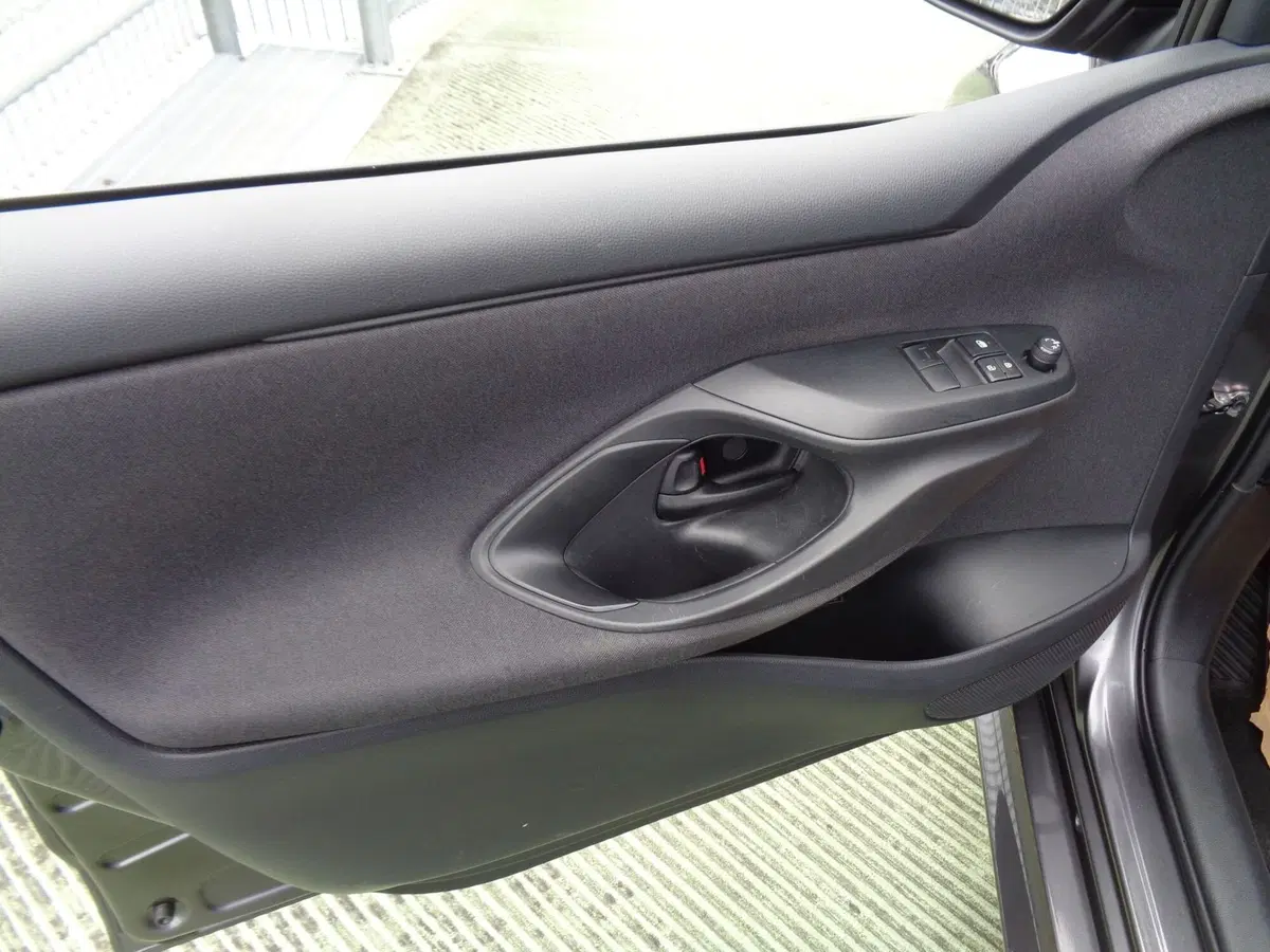 Mazda Mazda2 Hybrid usata a Belluno (7)