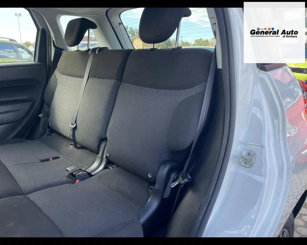 Fiat 500L usata a Lucca (9)