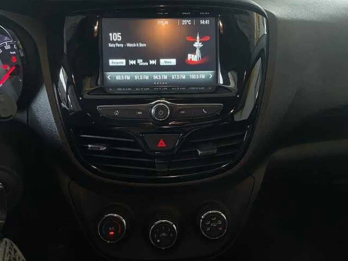 Opel Karl usata a Salerno (19)