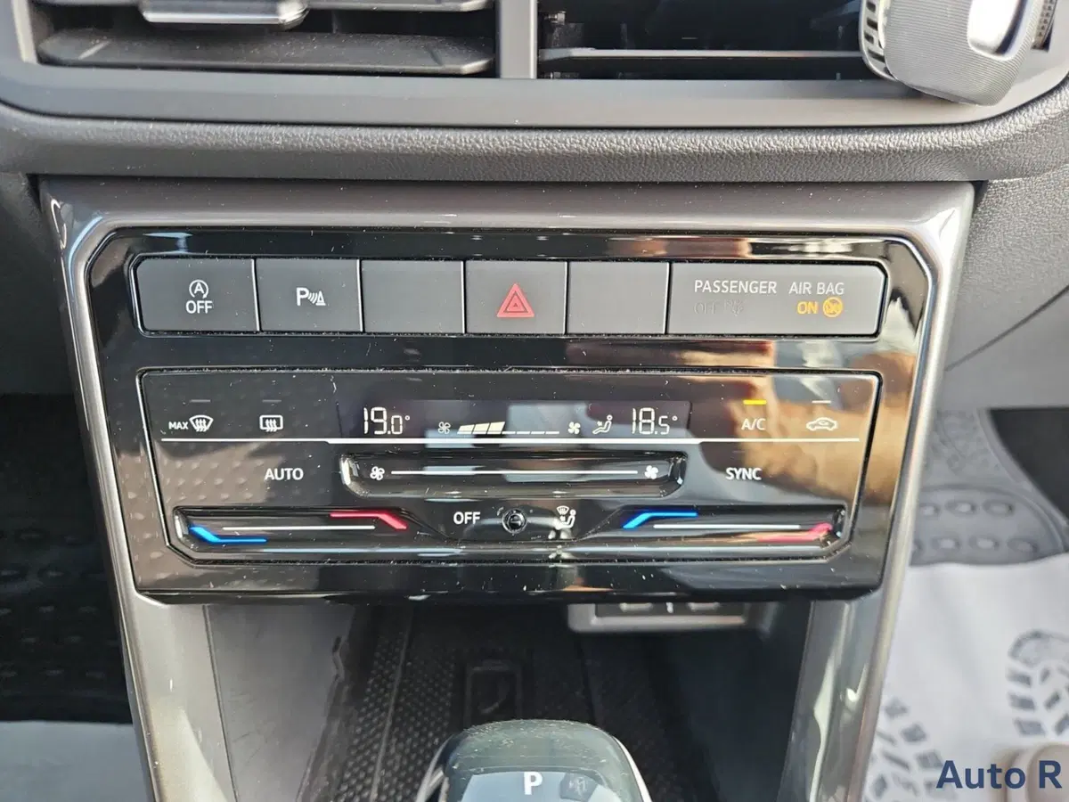 Volkswagen T-Cross usata a Potenza (13)