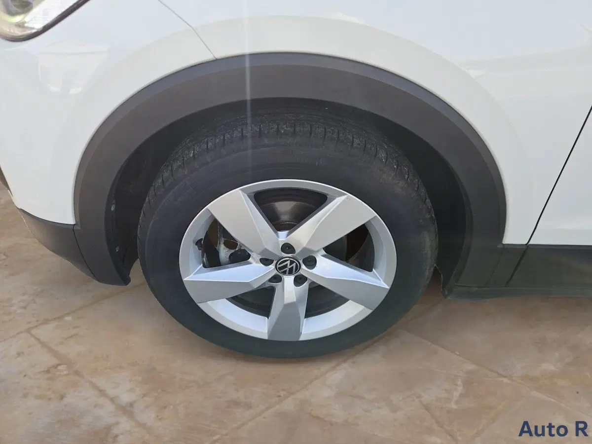 Volkswagen T-Cross usata a Potenza (15)