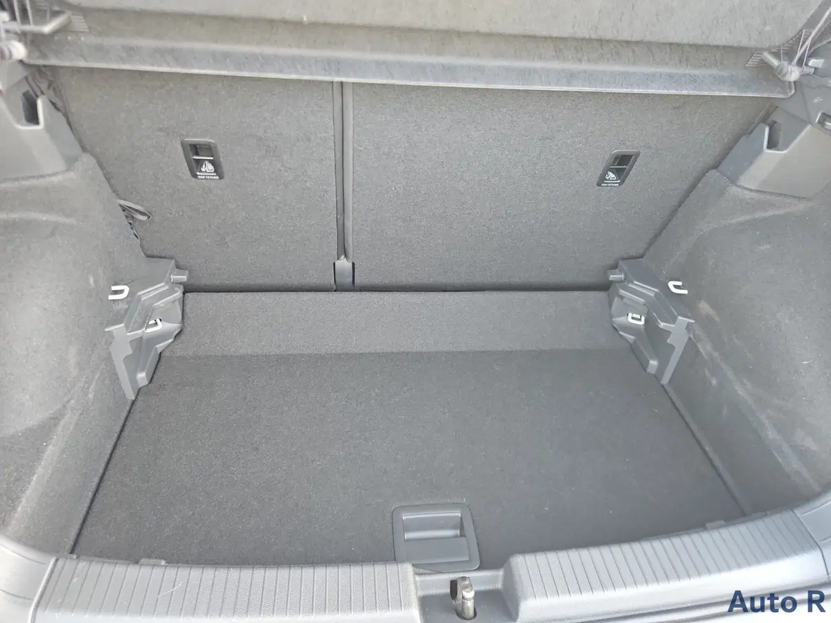 Volkswagen T-Cross usata a Potenza (8)
