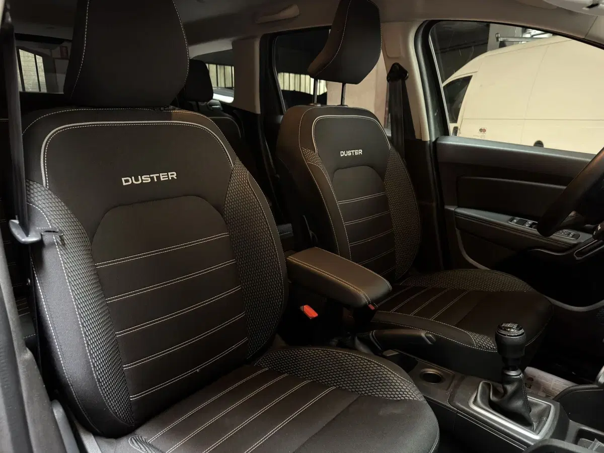 Dacia Duster usata a Milano (18)