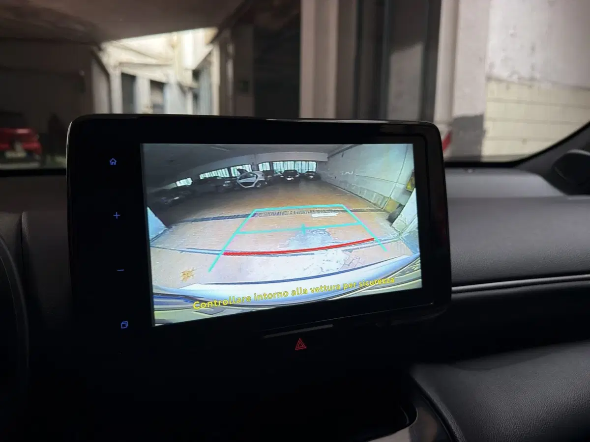 Toyota Yaris Cross usata a Milano (13)