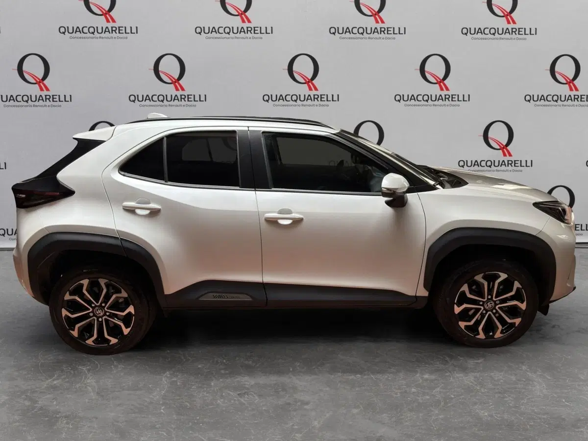 Toyota Yaris Cross usata a Milano (3)