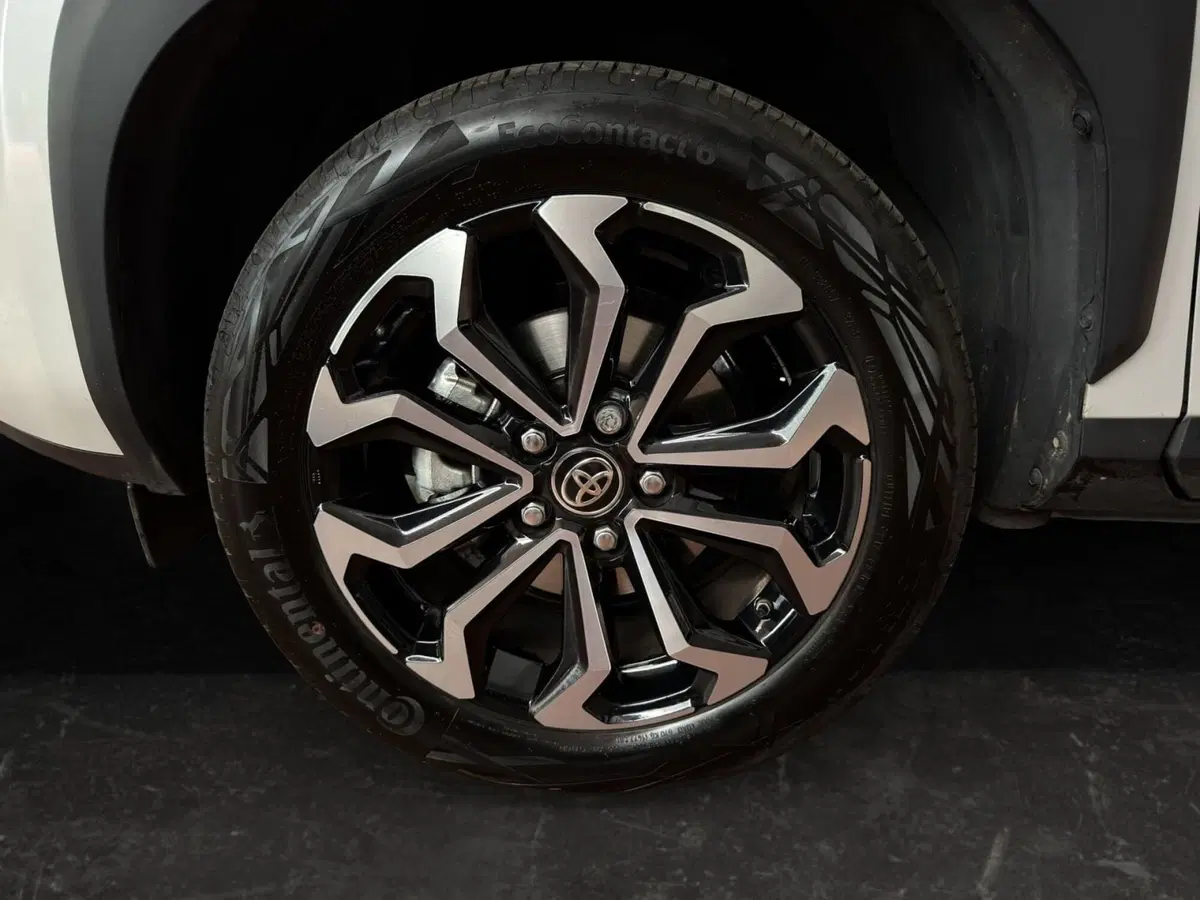 Toyota Yaris Cross usata a Milano (9)