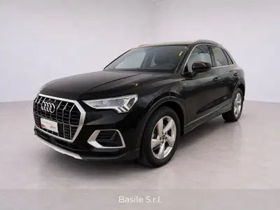 Audi Q3 35 TDI quattro S tronic Business Advanced del 2024 usata a Martina Franca