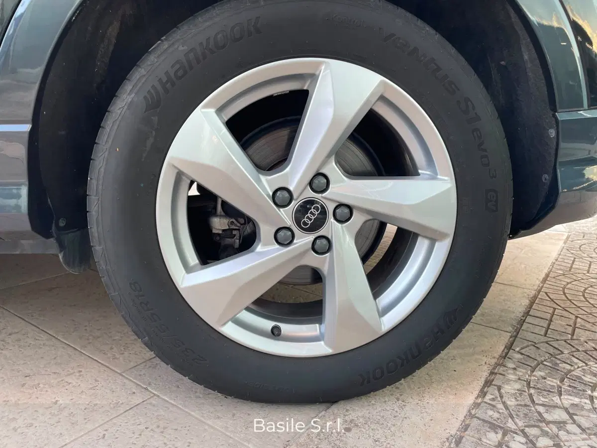 Audi Q3 usata a Taranto (10)