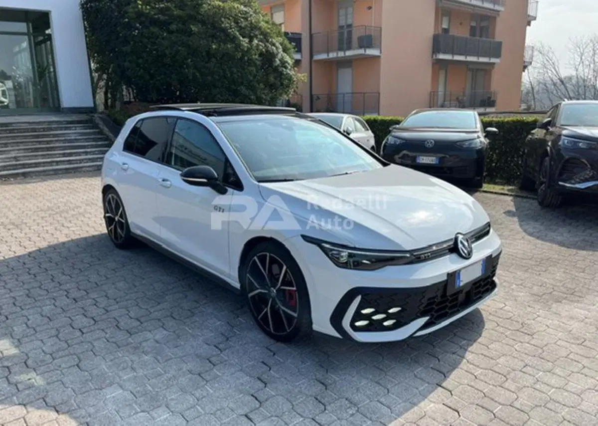 Volkswagen Golf usata a Lecco (3)