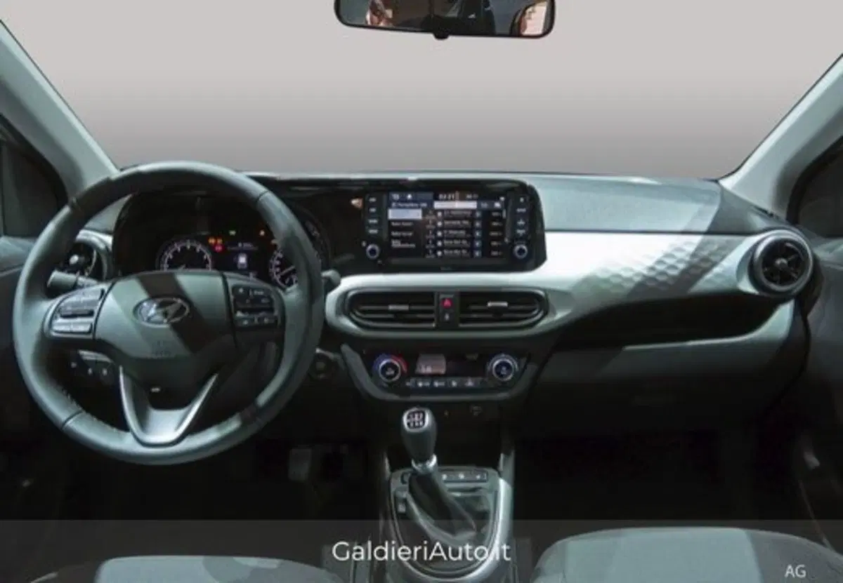 Hyundai i10 usata a Salerno (11)