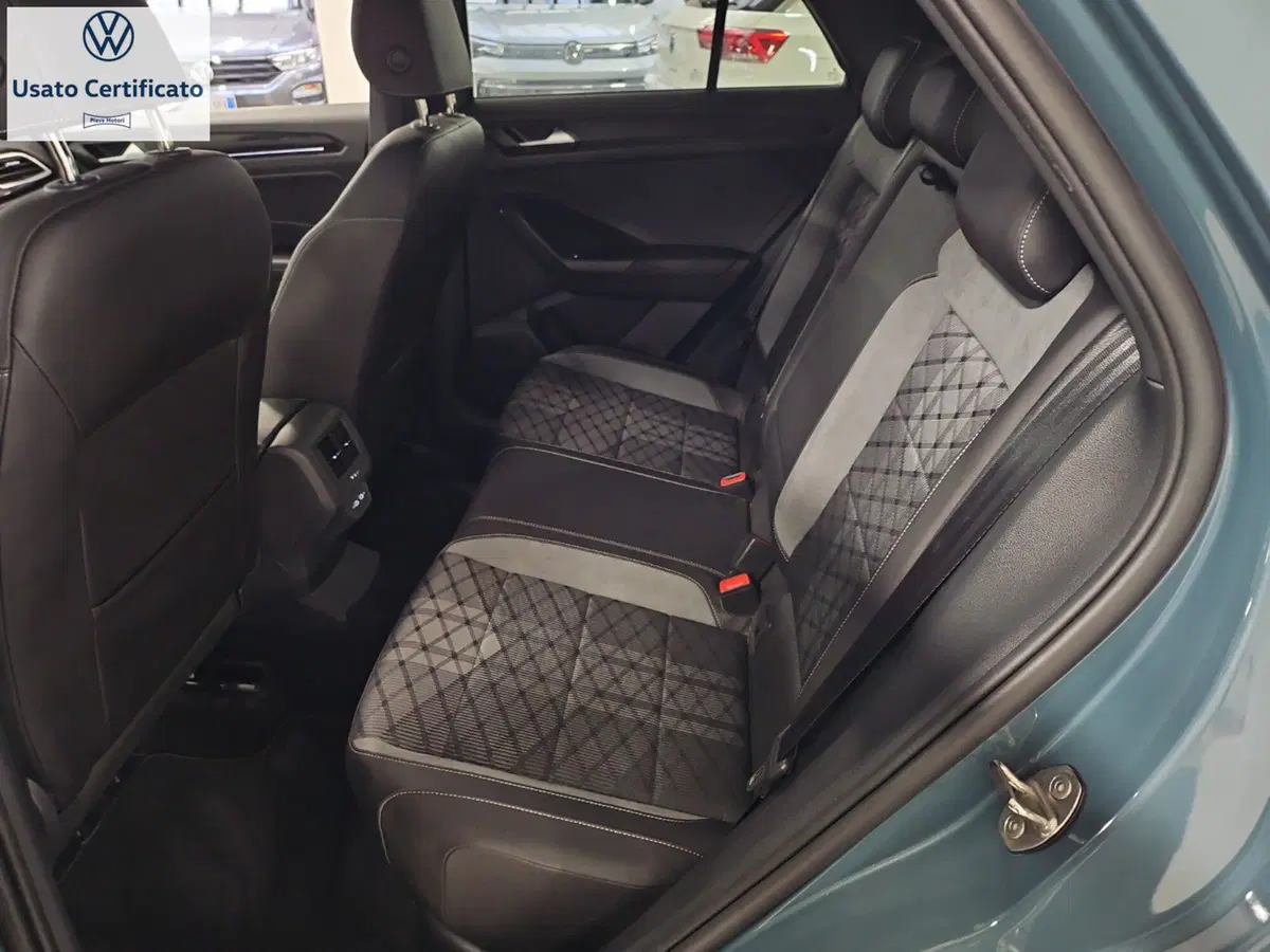 Volkswagen T-Roc usata a Genova (11)