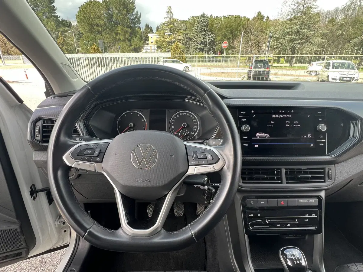 Volkswagen T-Cross usata a Teramo (9)