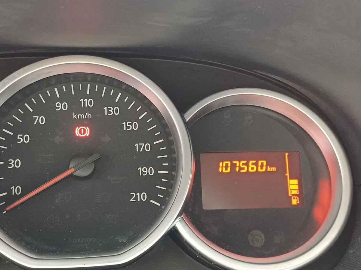Dacia Duster usata a Modena (12)
