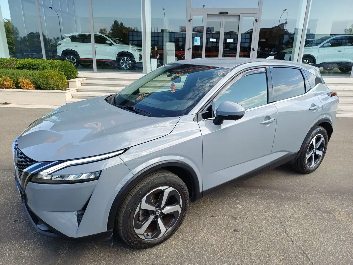Nissan Qashqai usata a Modena (3)