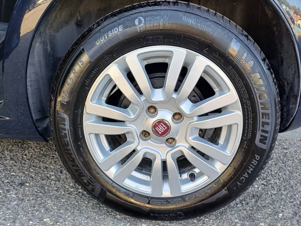 Fiat Grande Punto usata a Modena (12)