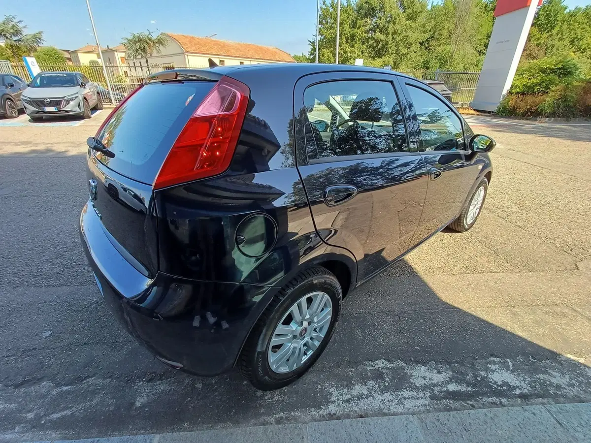 Fiat Grande Punto usata a Modena (8)