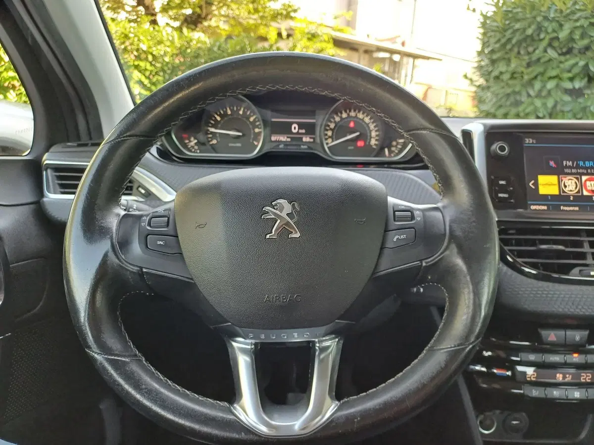 Peugeot 208 usata a Modena (16)