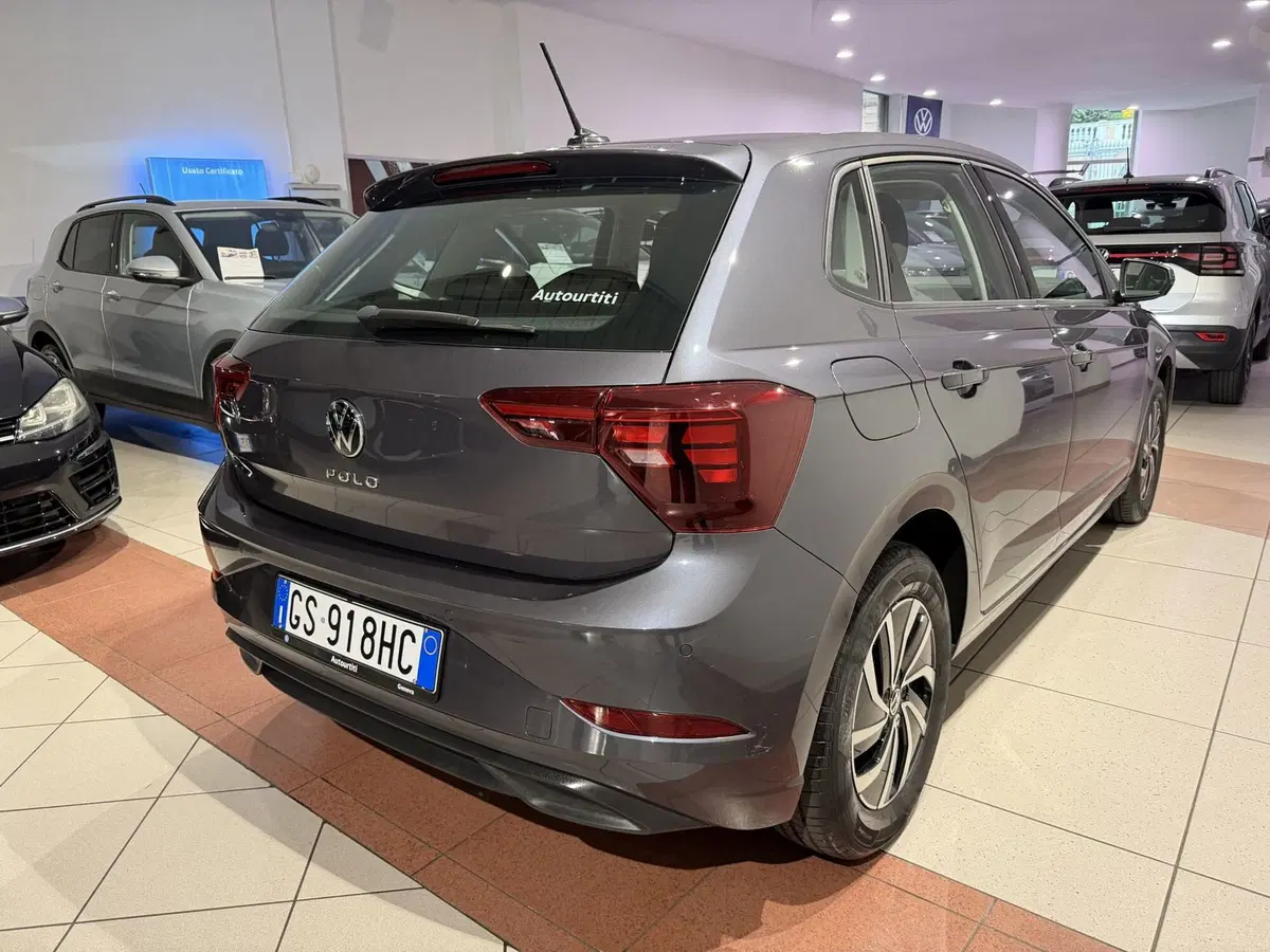 Volkswagen Polo usata a Genova (5)
