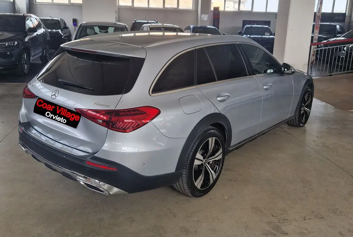 Mercedes-Benz Classe C Station Wagon usata a Terni (4)