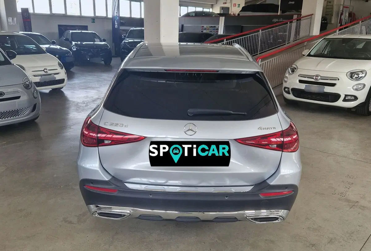 Mercedes-Benz Classe C Station Wagon usata a Terni (5)