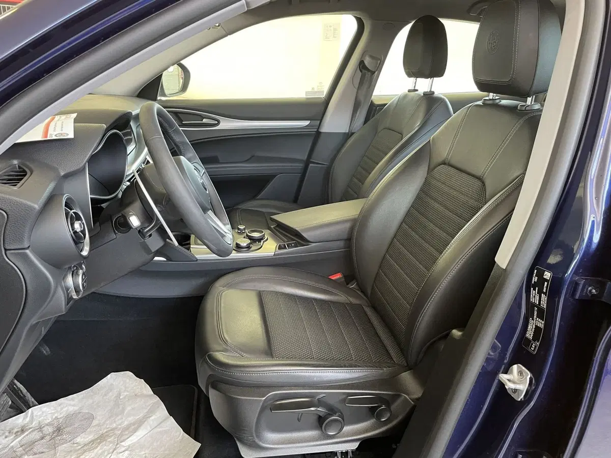 Alfa Romeo Stelvio usata a Terni (7)