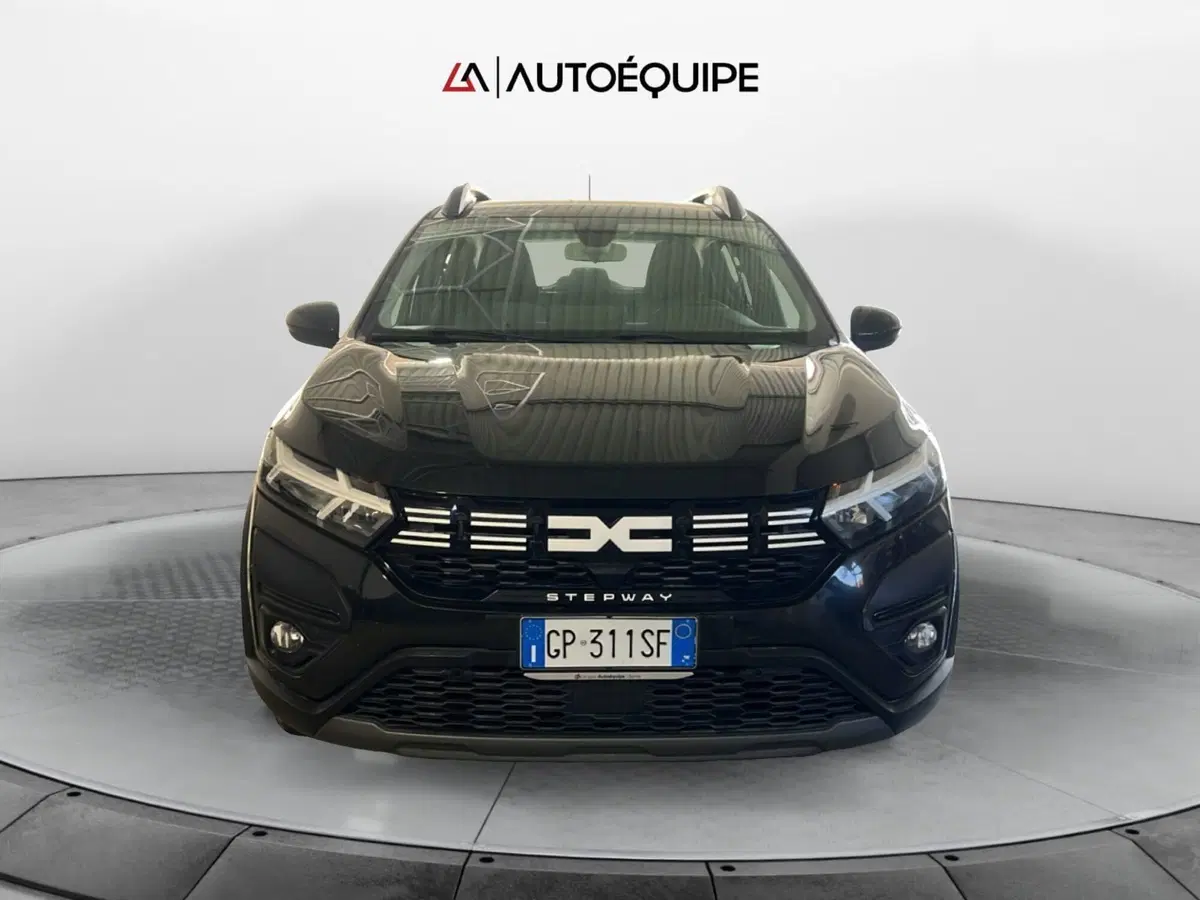 Dacia Sandero usata a Roma (8)