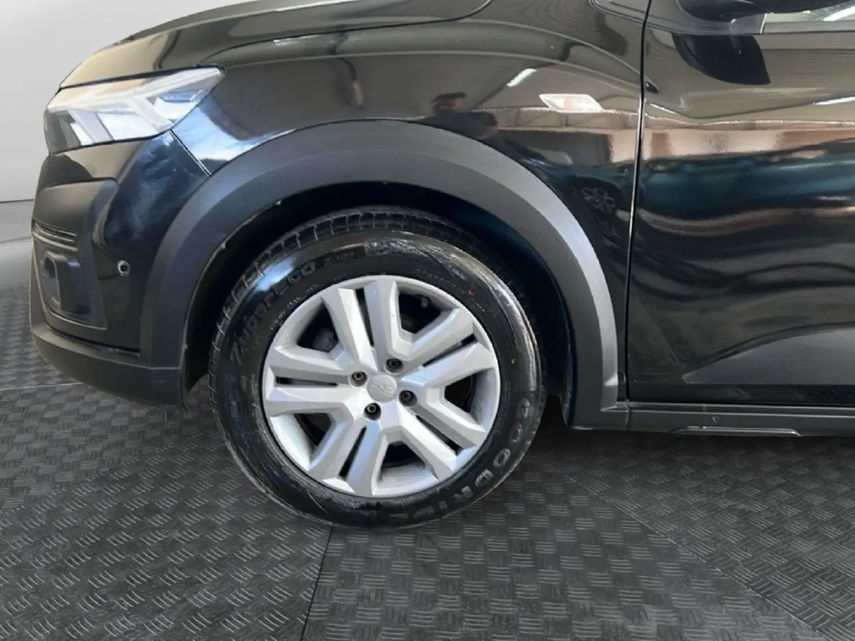 Dacia Sandero usata a Roma (9)