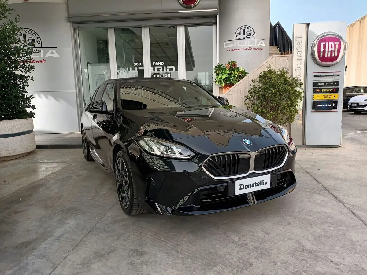 BMW Serie 1 5p. usata a Bari
