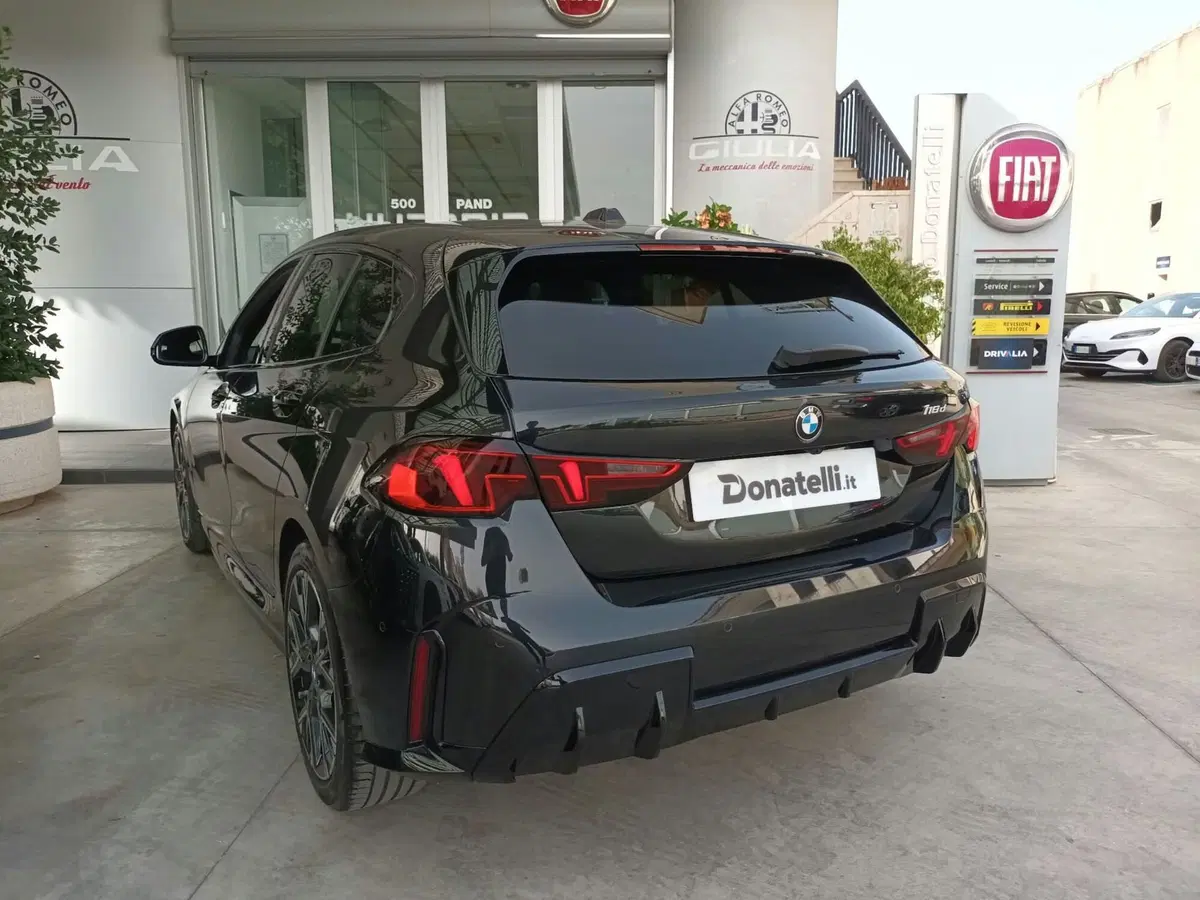 BMW Serie 1 5p. usata a Bari (2)